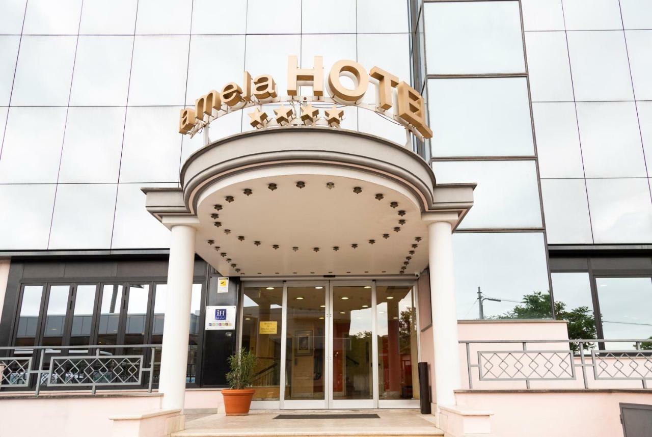 Ih Hotels Roma La Mela Exterior foto